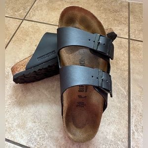 Women Black Birkenstock Sandals